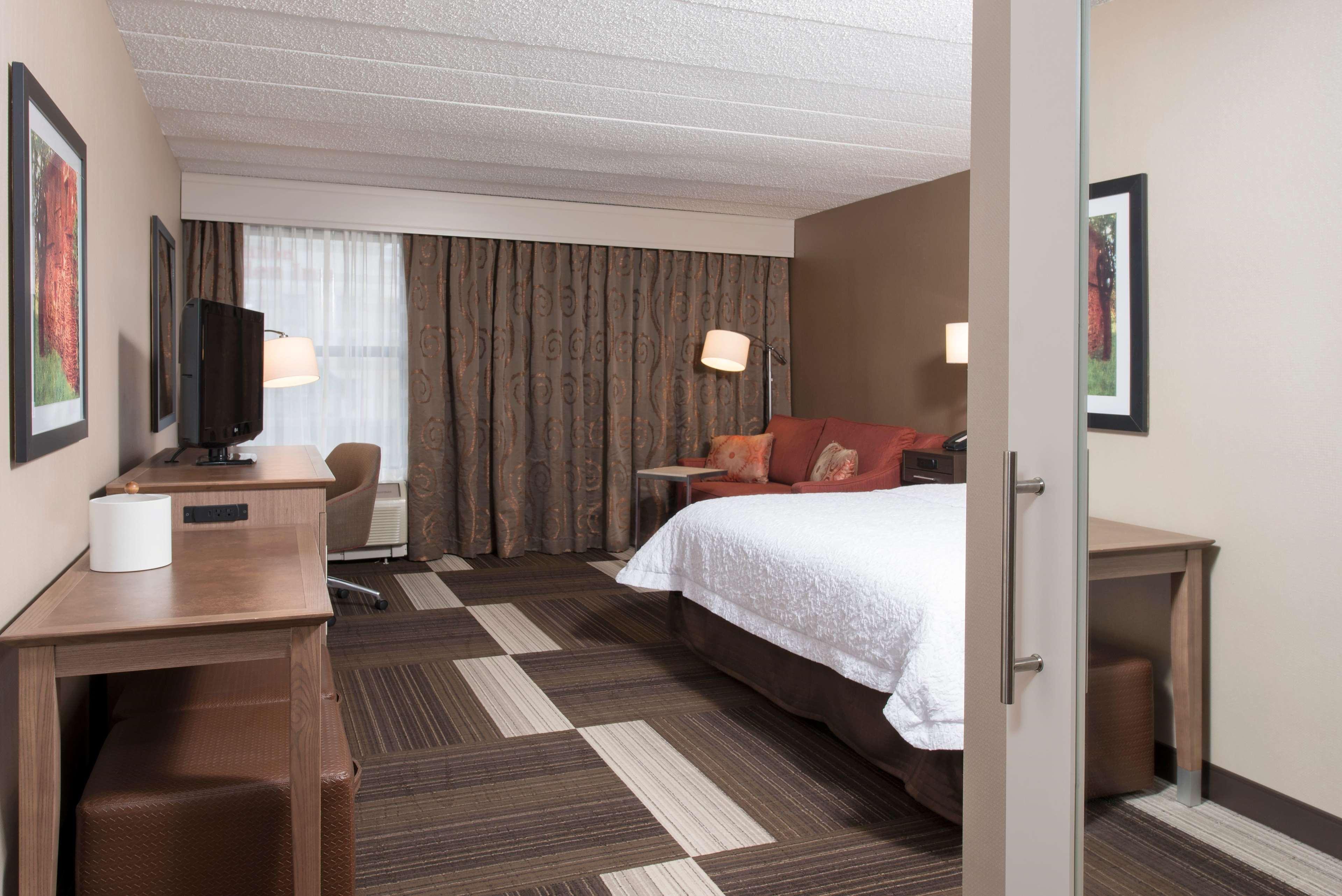 Hampton Inn Columbus/Taylorsville Едінберґ Екстер'єр фото