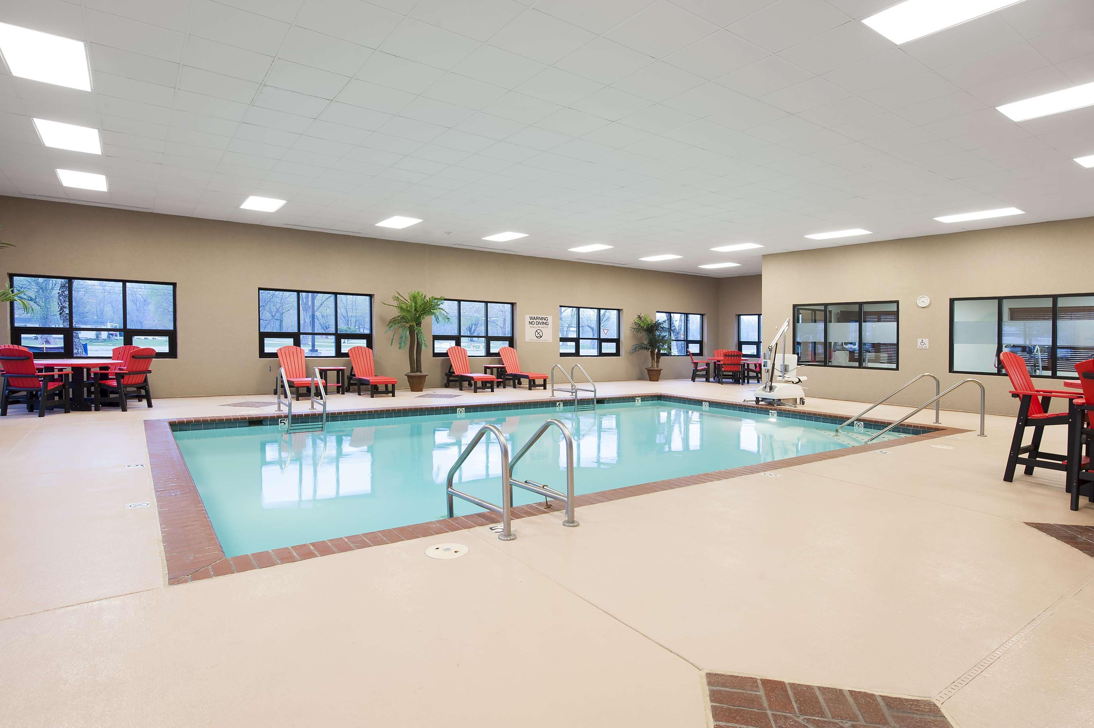 Hampton Inn Columbus/Taylorsville Едінберґ Екстер'єр фото