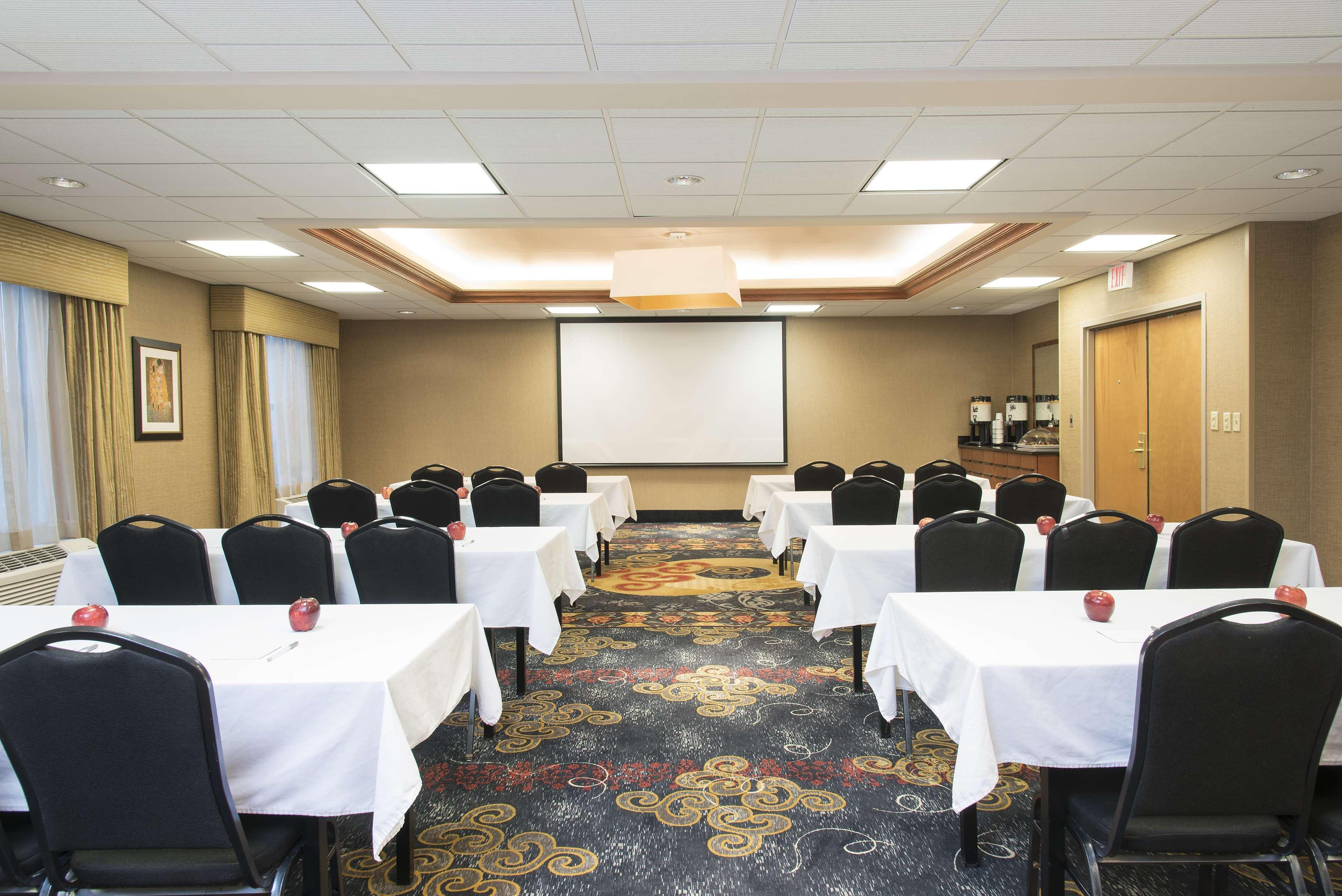 Hampton Inn Columbus/Taylorsville Едінберґ Екстер'єр фото