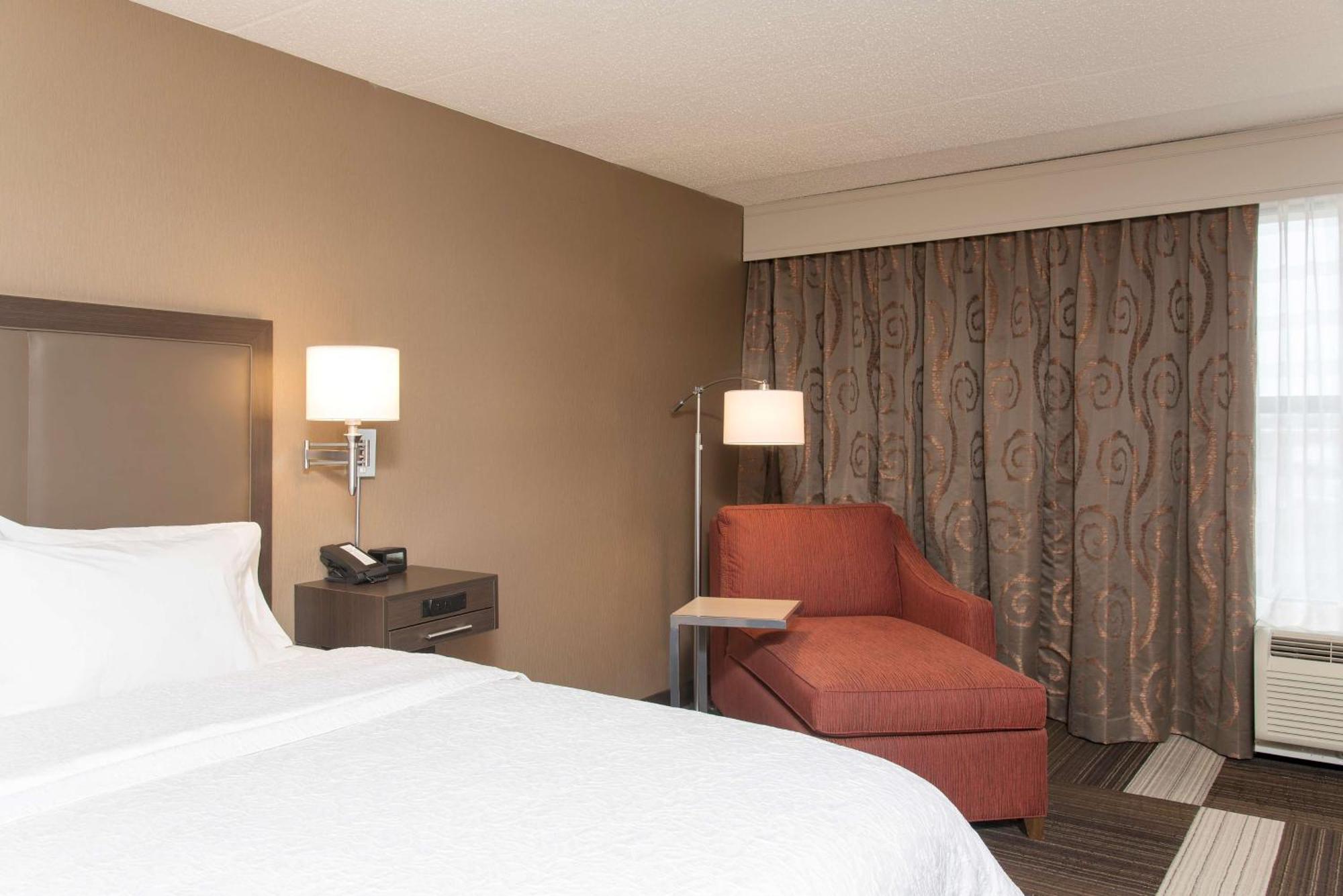 Hampton Inn Columbus/Taylorsville Едінберґ Екстер'єр фото