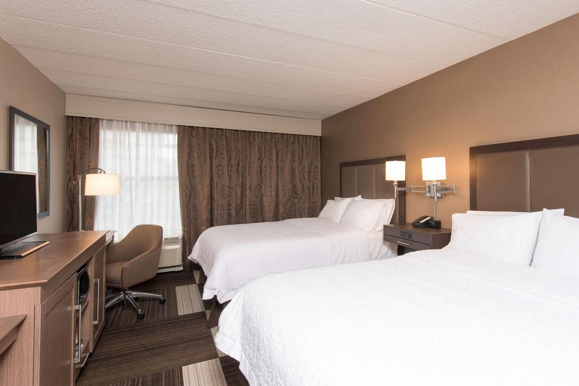 Hampton Inn Columbus/Taylorsville Едінберґ Екстер'єр фото